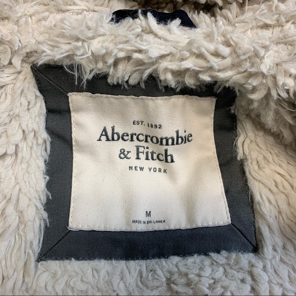 Abercrombie & Fitch Faux Fur Lined Parka size M - Picture 7 of 10